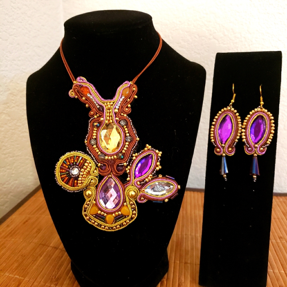 Soutache necklace and earrings set